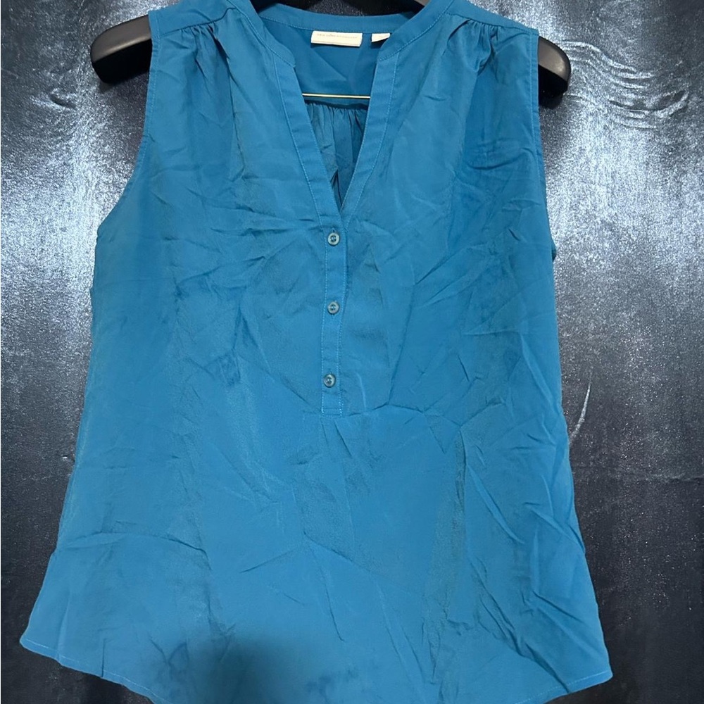 Women's Blue Sleeveless Top